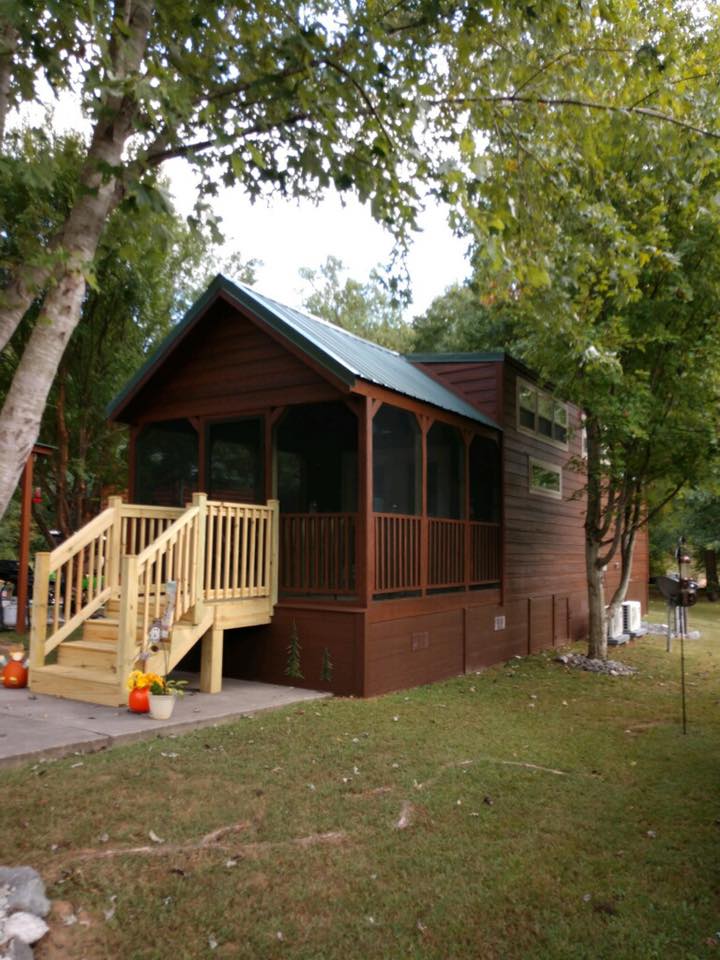 Big Oak Lodge — exterior